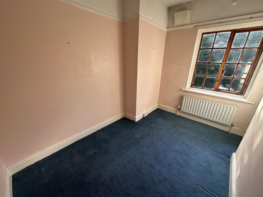 Lot: 129 - FOUR-BEDROOM DETACHED HOUSE FOR REFURBISHMENT - Bedroom four